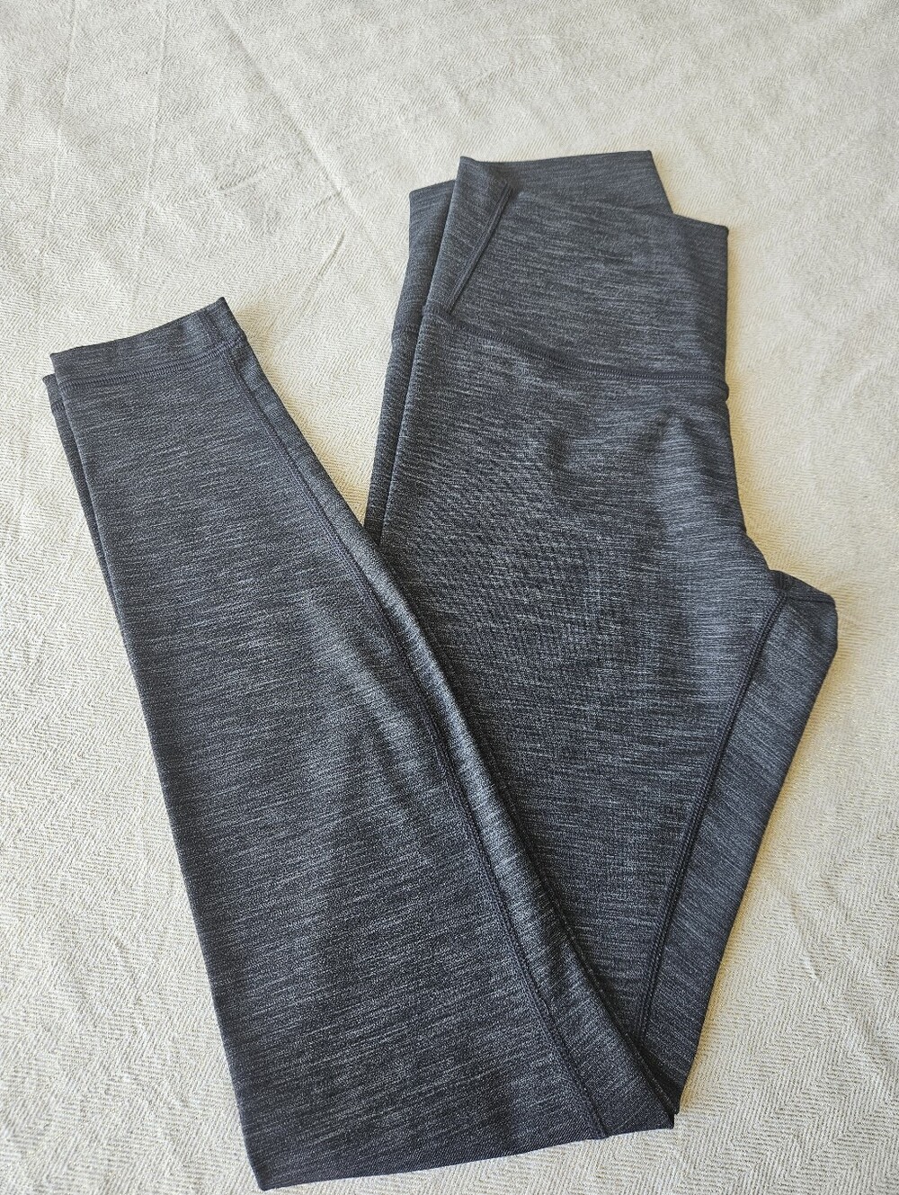 Lululemon Luxtreme Wunder Unders Size 6